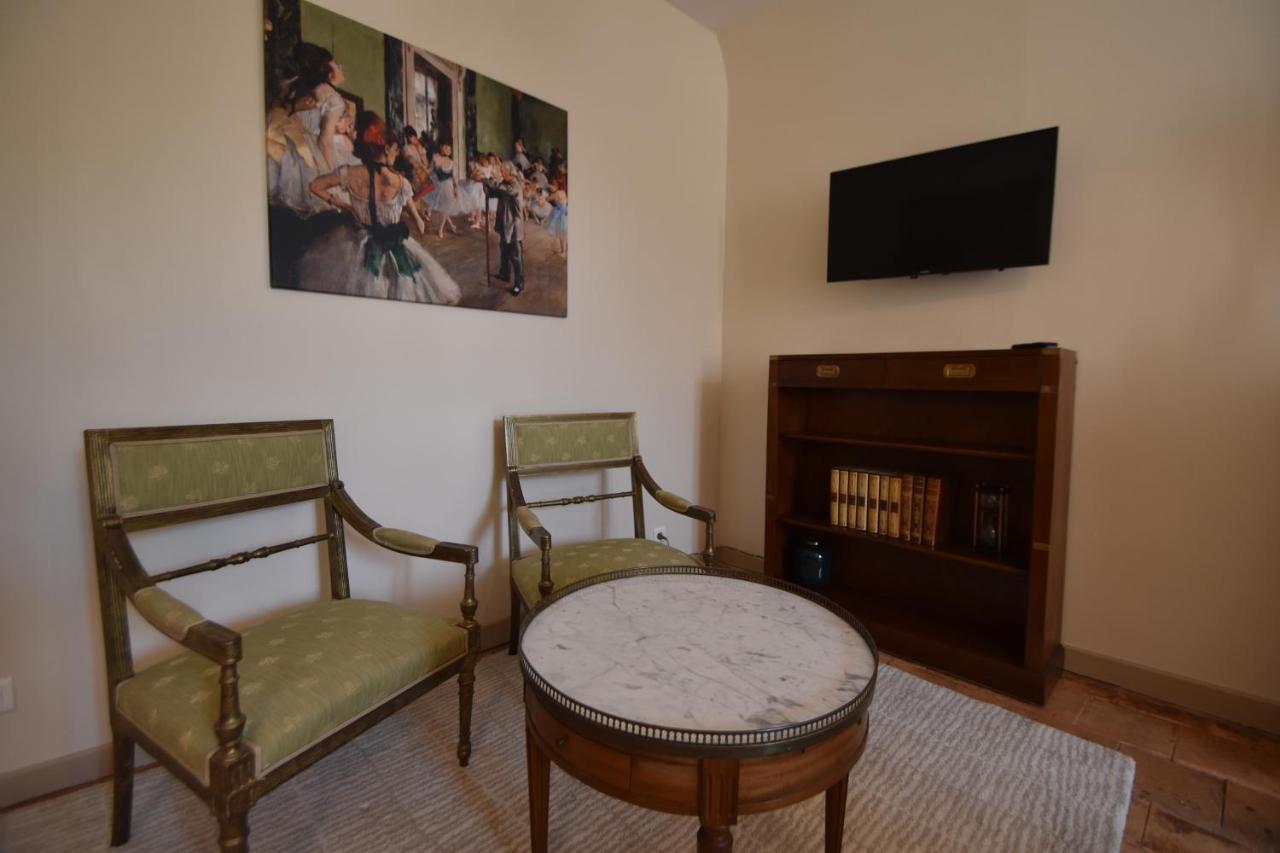 Les Destinees Hotel Chinon Exterior foto